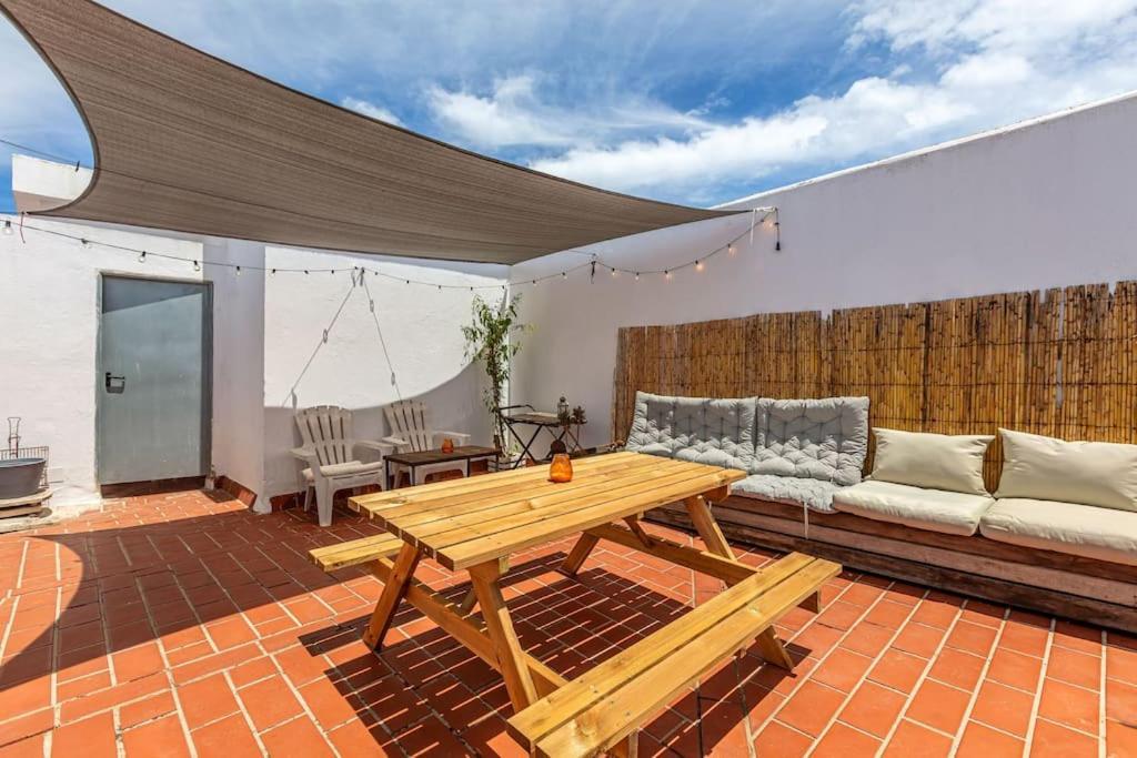 Apartamento En La Calle Principal Con Solarium. Tarifa Buitenkant foto